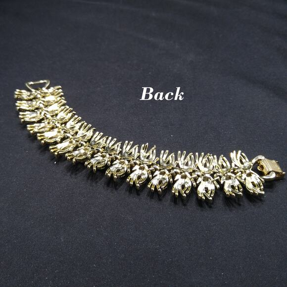 Coro Pegasus Clear Rhinestone Wide Bracelet, Gold Plated, 1950s Vintage Jewelry - Picture 7 of 10